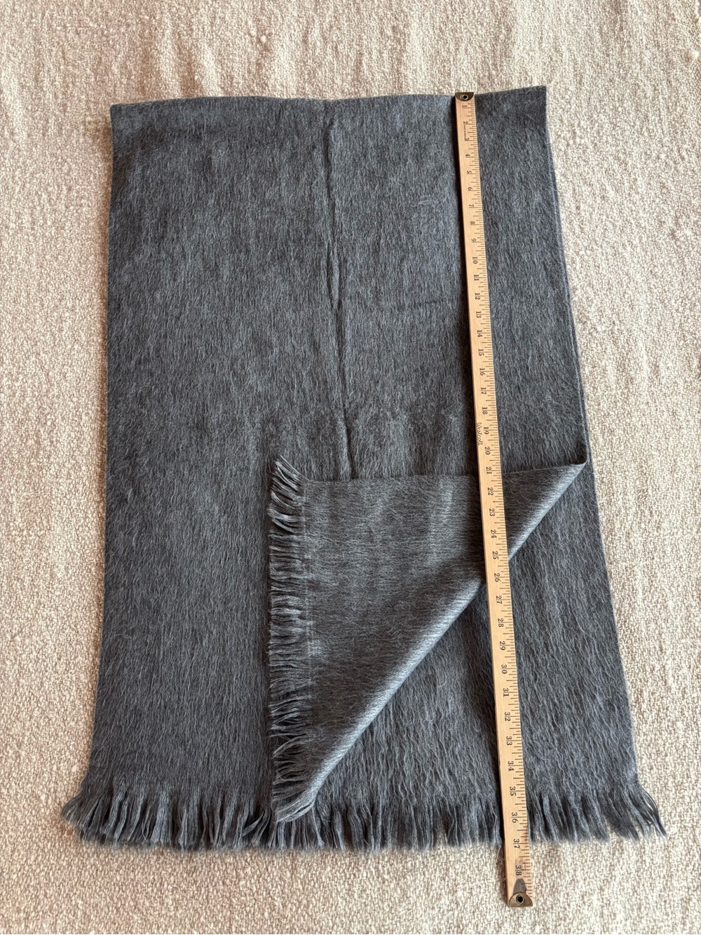 Oversized Alpaca Scarf - Picture 5 of 5